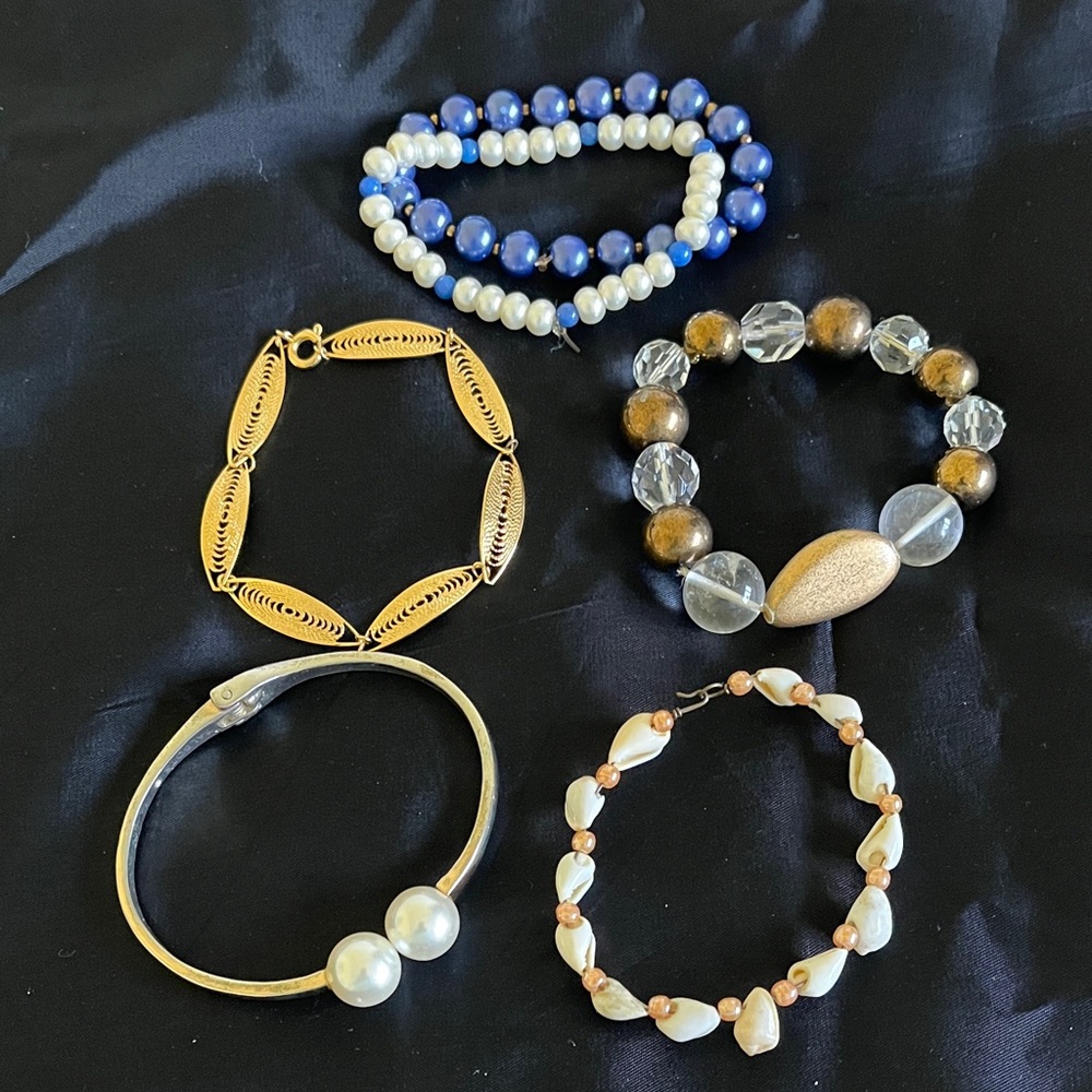 5-Bracelets